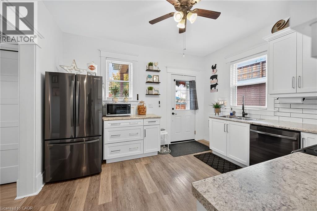 22 Griffith Street, Welland, Ontario  L3B 4G4 - Photo 17 - 40821469