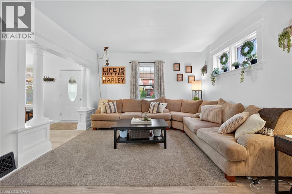 22 Griffith Street, Welland, Ontario  L3B 4G4 - Photo 9 - 40821469