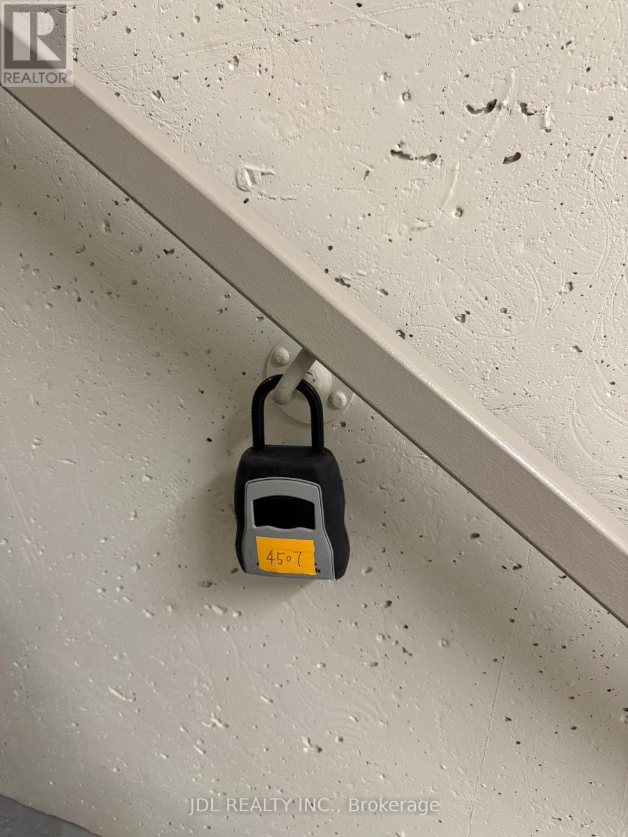 4507 - 70 Temperance Street, Toronto, Ontario  M5H 0B1 - Photo 17 - C13014486