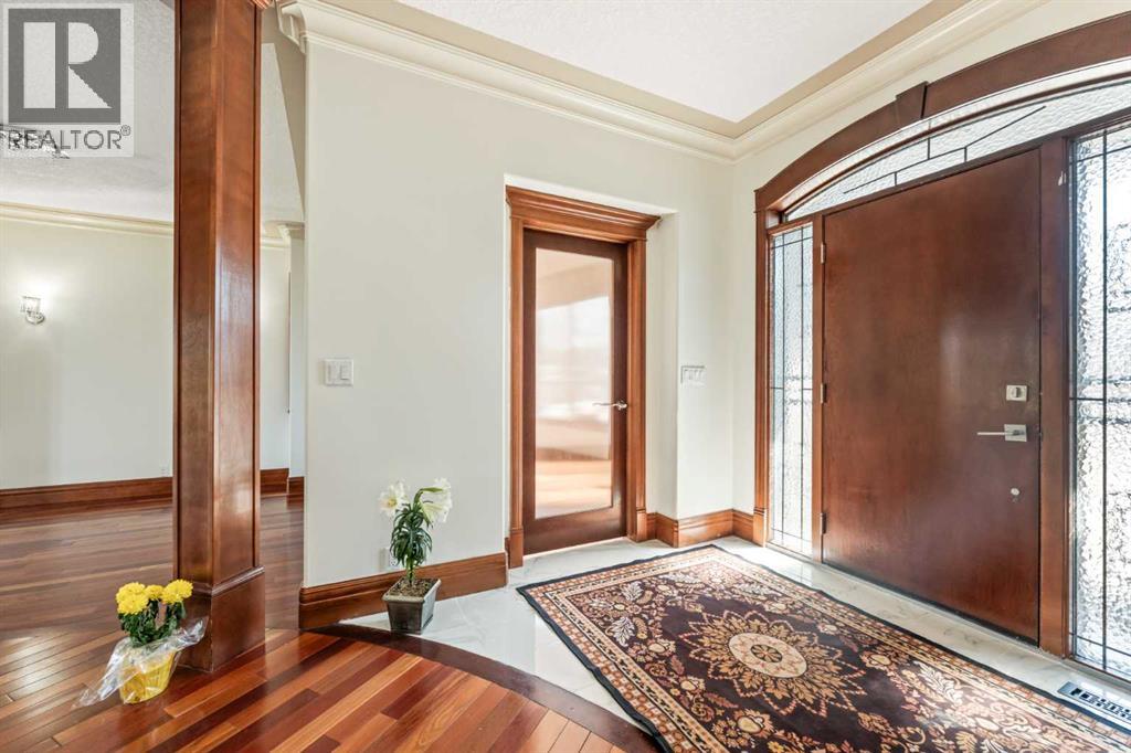 8 Coulee Park Sw, Calgary, Alberta  T3H 5J5 - Photo 4 - A2299481