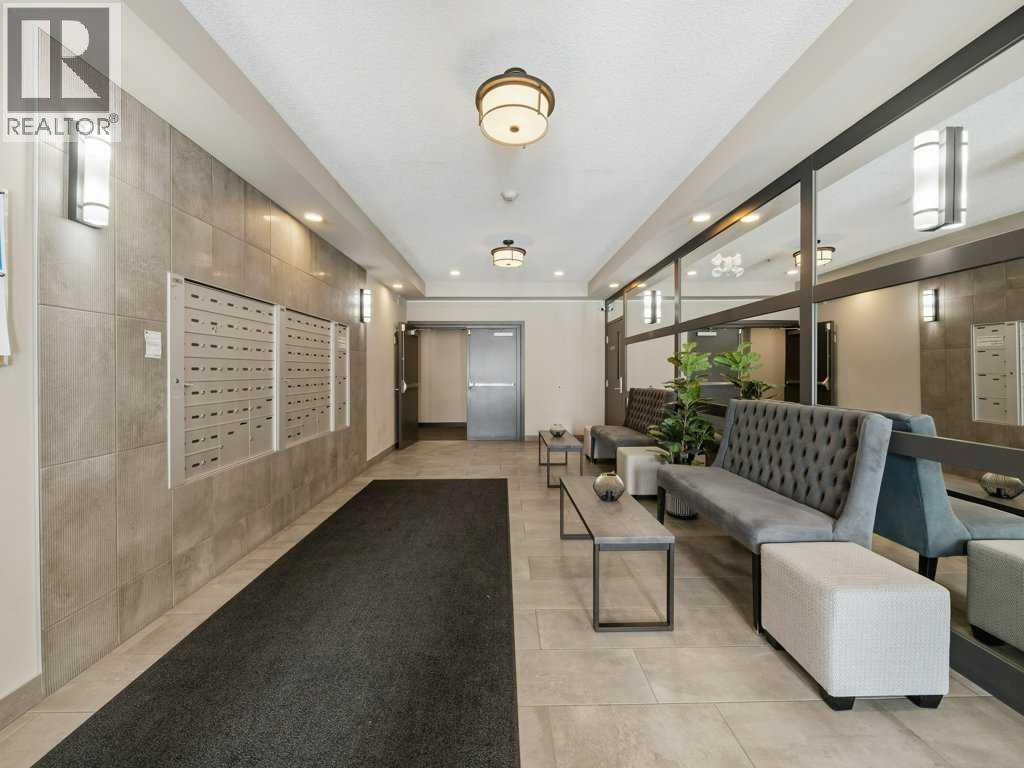 124, 8530 8a Avenue SW, Calgary, Alberta  T3H 6A7 - Photo 2 - A2302993