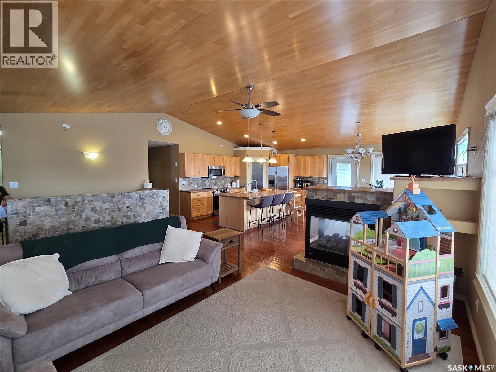 214 5th Street, Milestone, Saskatchewan  S0G 3L0 - Photo 13 - SK033113