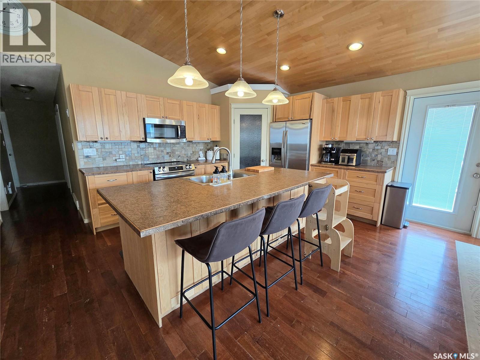 214 5th Street, Milestone, Saskatchewan  S0G 3L0 - Photo 5 - SK033113