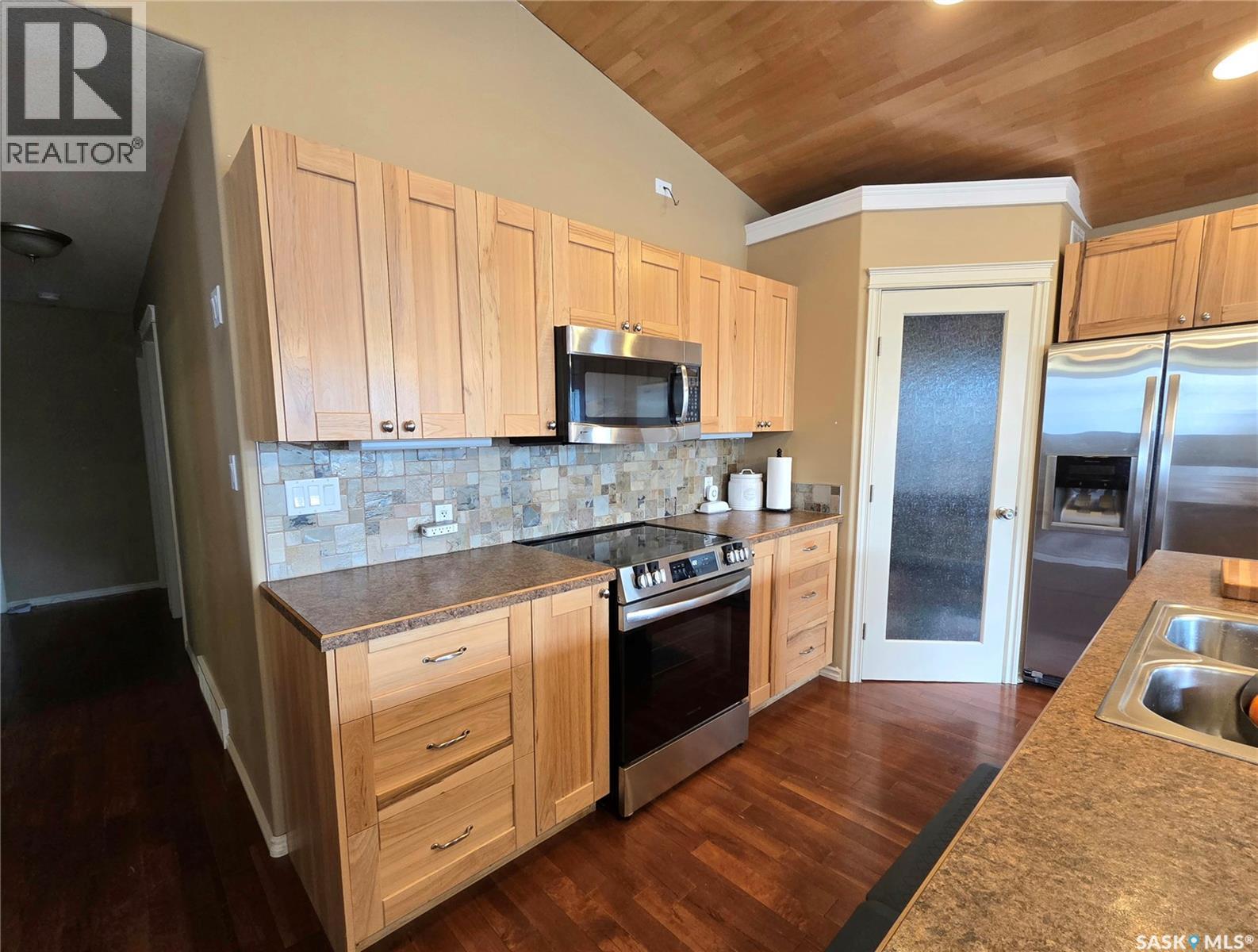 214 5th Street, Milestone, Saskatchewan  S0G 3L0 - Photo 7 - SK033113