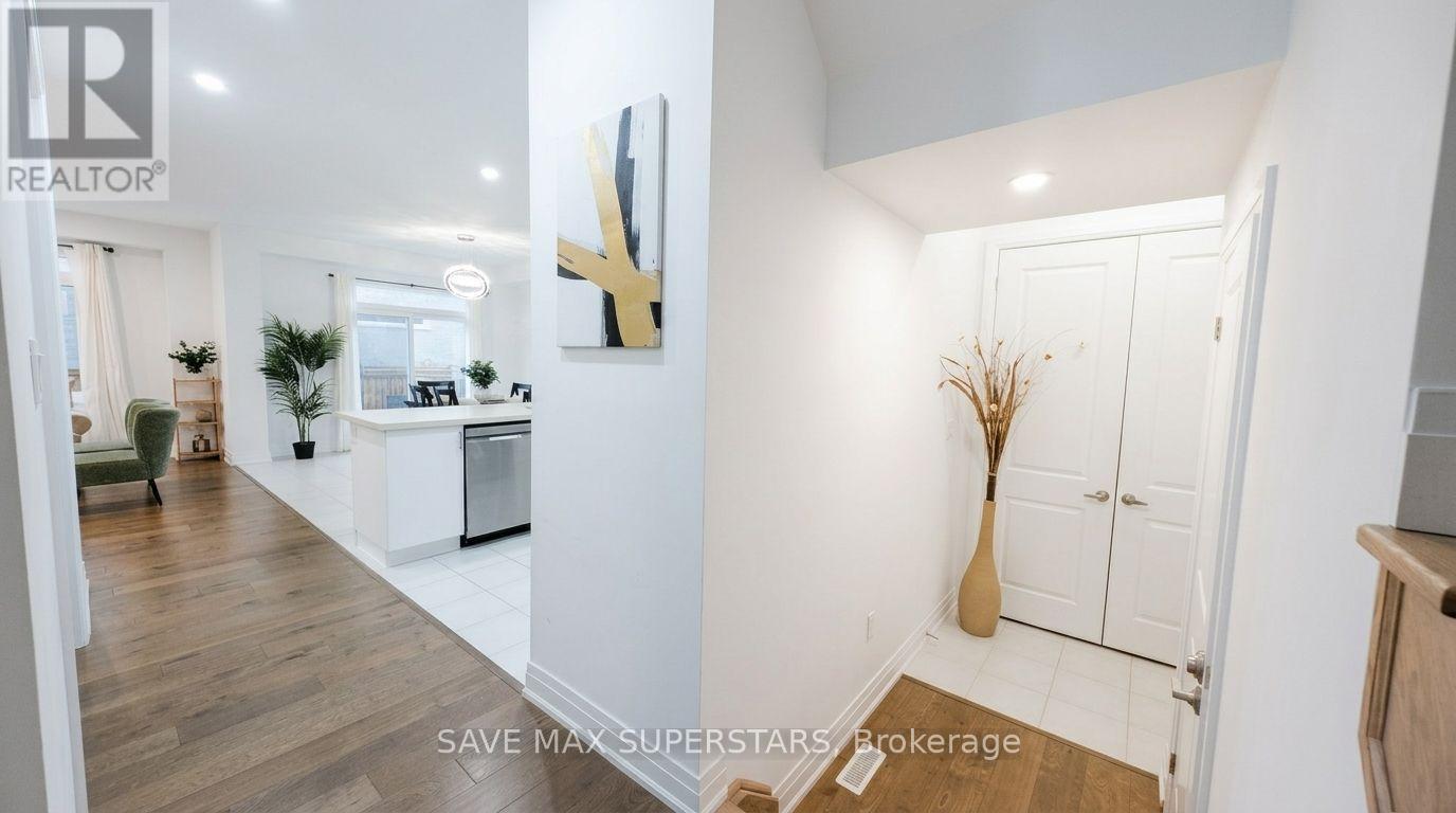 20 Paddington Grove, Barrie, Ontario  L9J 0J3 - Photo 47 - S13003304