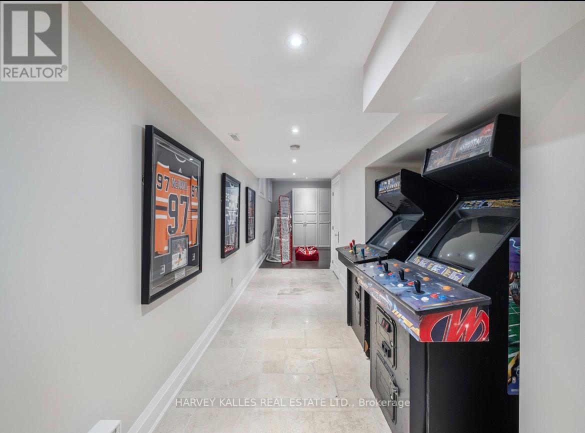 190 Carmichael Avenue, Toronto, Ontario  M5M 2X3 - Photo 25 - C12970666