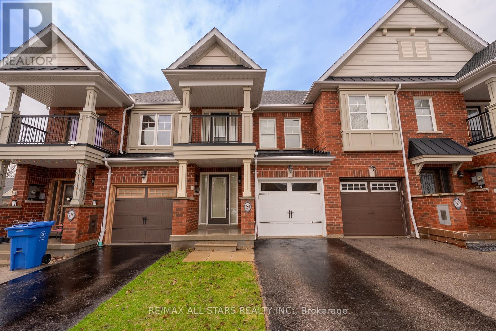 280 Sandale Road, Whitchurch-Stouffville, Ontario  L4A 0Y4 - Photo 2 - N12826986