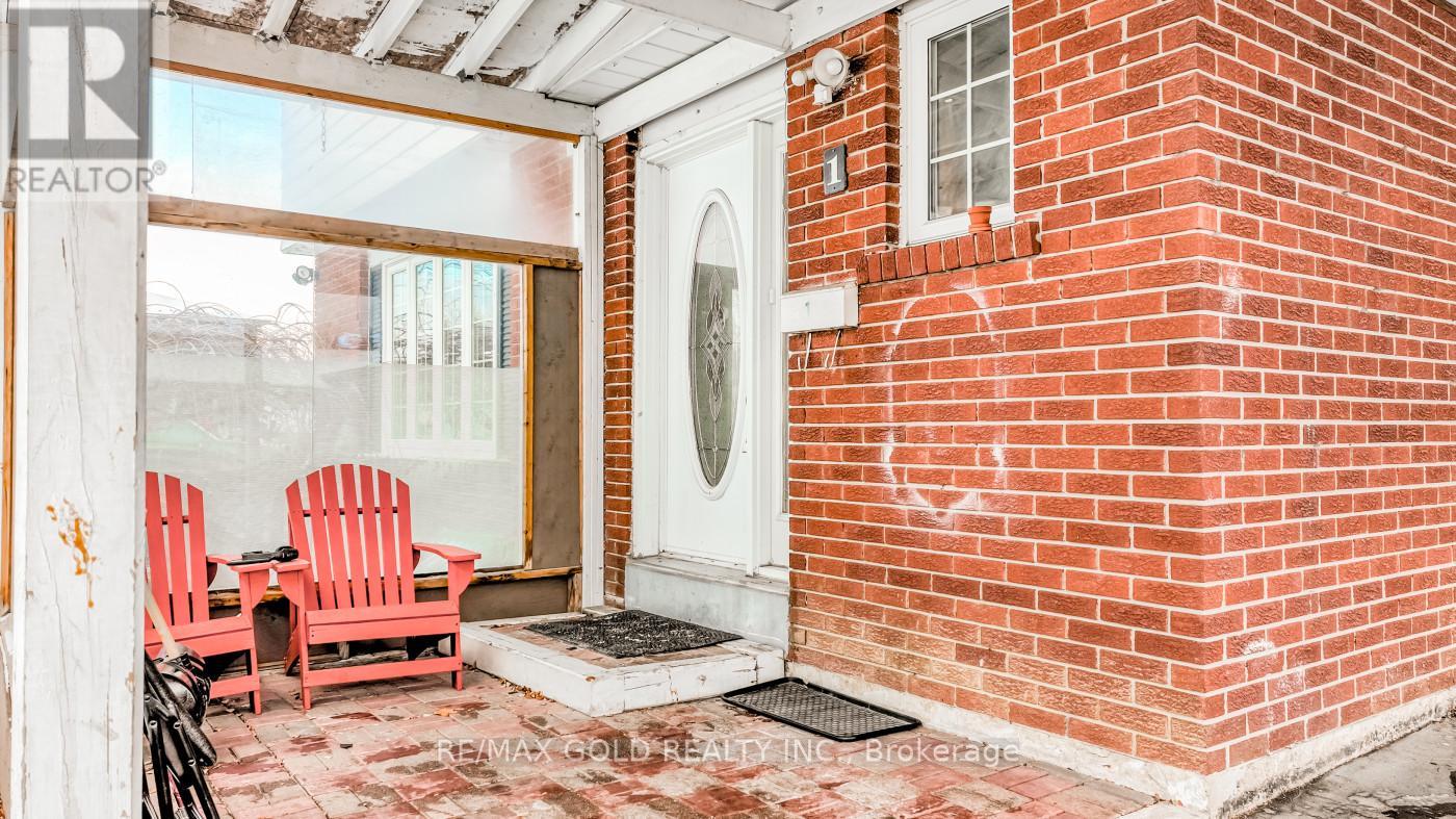 1 Elrose Road, Brampton, Ontario  L6T 2C2 - Photo 6 - W13011270