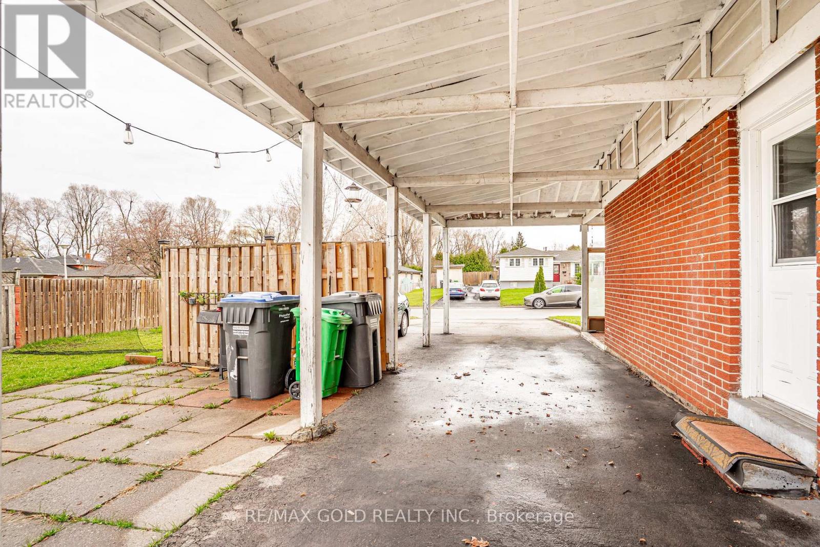 1 Elrose Road, Brampton, Ontario  L6T 2C2 - Photo 45 - W13011270