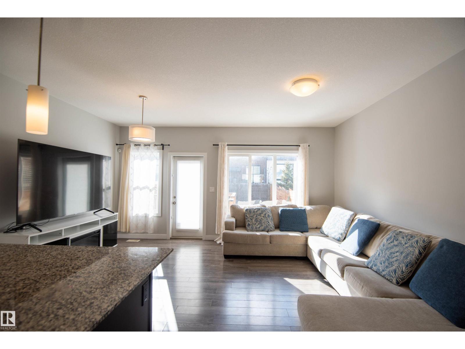 1793 Keene Cr Sw, Edmonton, Alberta  T6W 3W3 - Photo 4 - E4482320