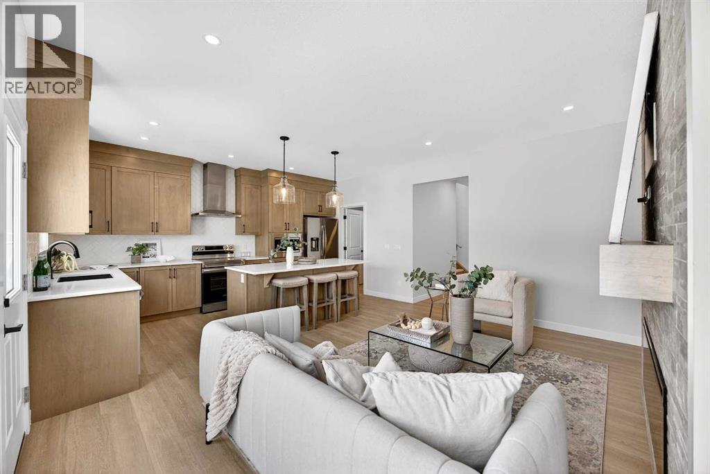 52 Fireside Common Sw, Cochrane, Alberta  T4C 3E1 - Photo 11 - A2286463