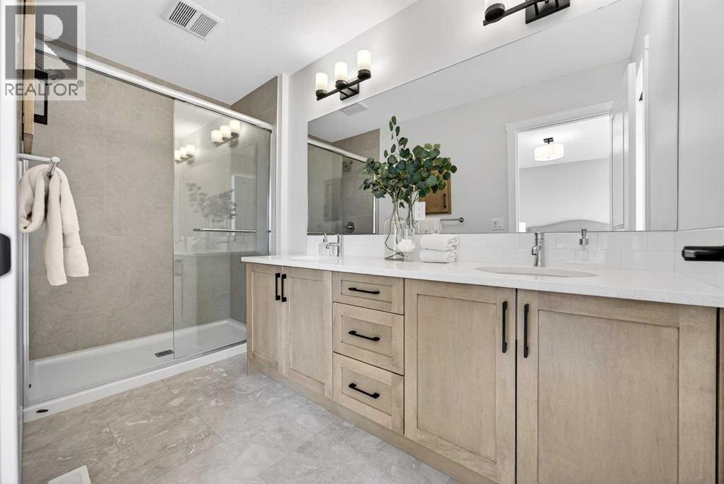 52 Fireside Common Sw, Cochrane, Alberta  T4C 3E1 - Photo 34 - A2286463