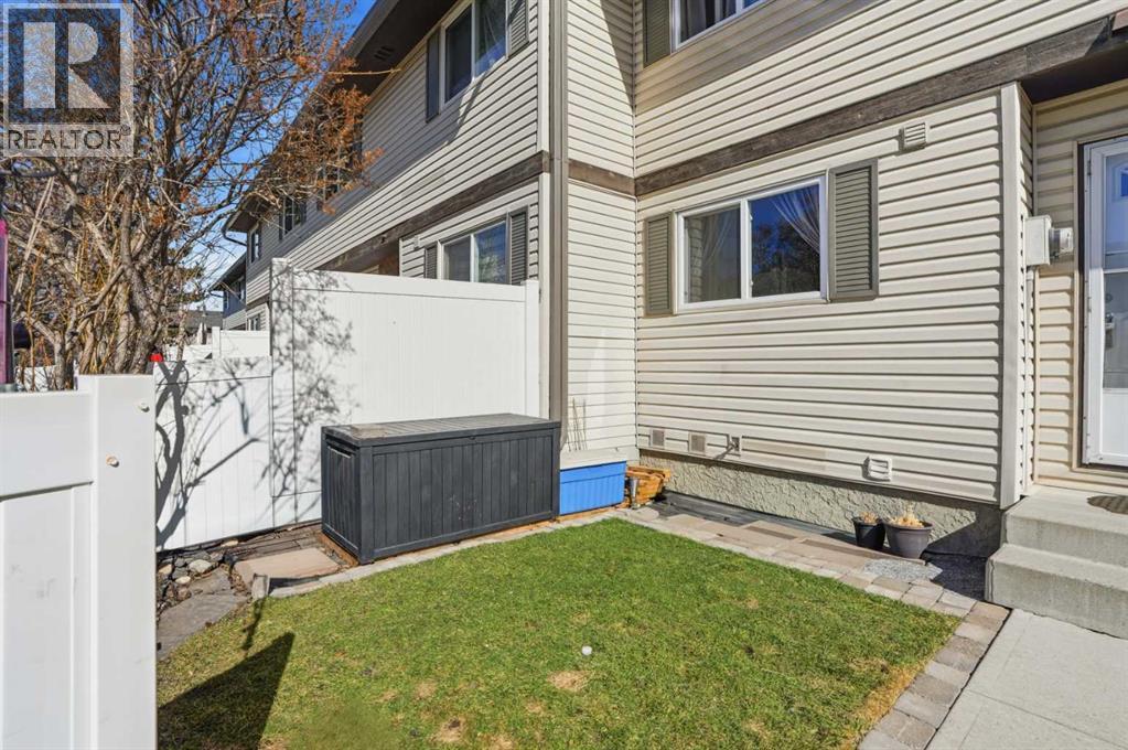 35, 740 Bracewood Drive Sw, Calgary, Alberta  T2W 3N3 - Photo 3 - A2302611