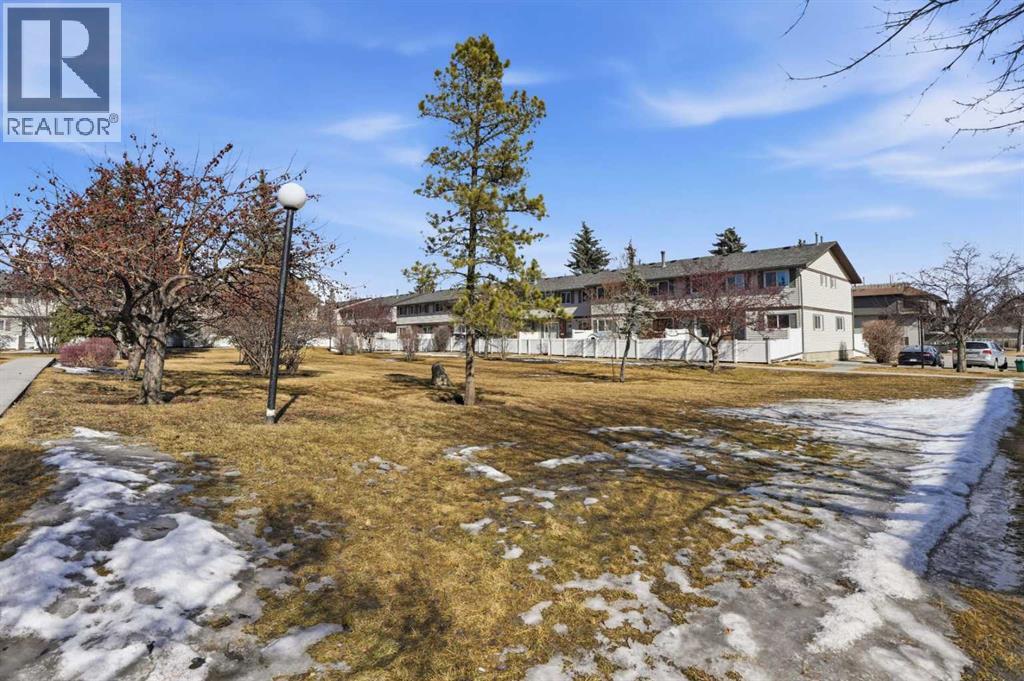 35, 740 Bracewood Drive Sw, Calgary, Alberta  T2W 3N3 - Photo 26 - A2302611