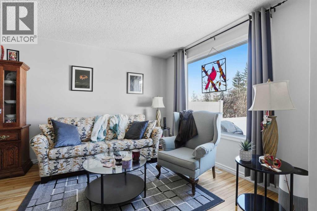 35, 740 Bracewood Drive Sw, Calgary, Alberta  T2W 3N3 - Photo 5 - A2302611