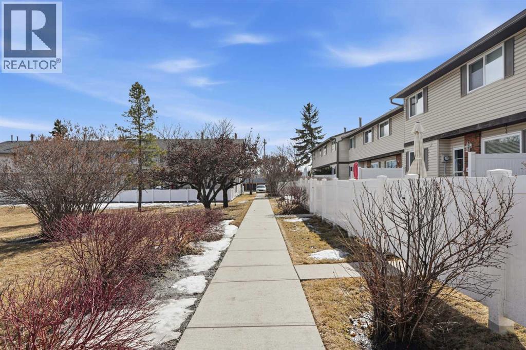 35, 740 Bracewood Drive Sw, Calgary, Alberta  T2W 3N3 - Photo 25 - A2302611