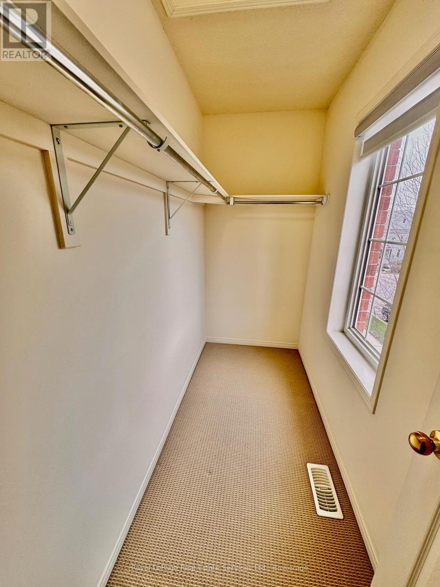 27 - 97 Georgian Drive, Oakville, Ontario  L6H 0E7 - Photo 14 - W13014240