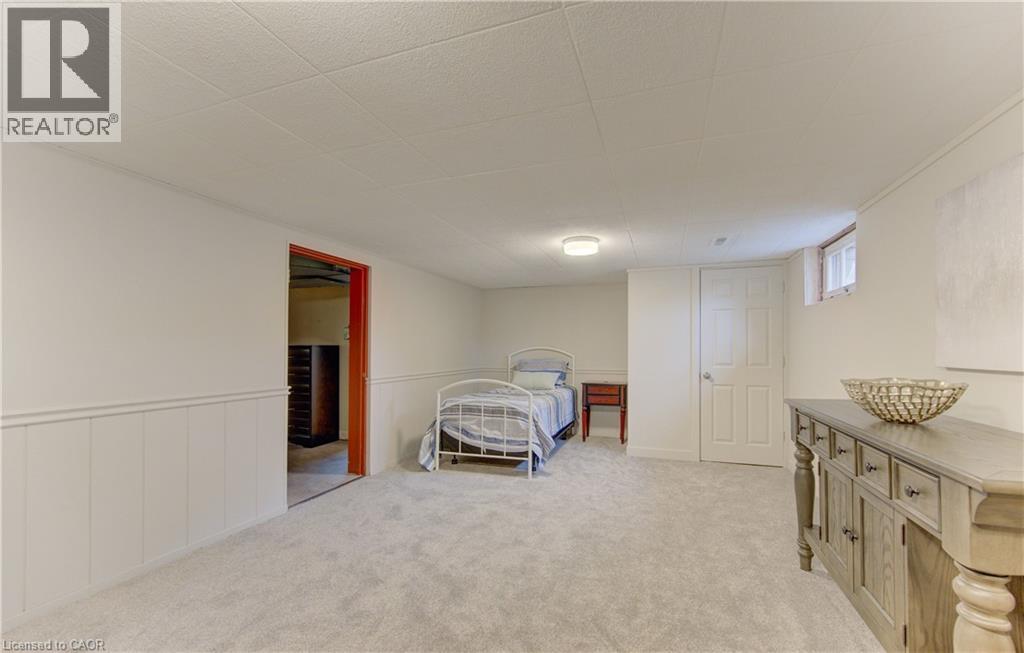 196 Lourdes Street, Waterloo, Ontario  N2L 1N7 - Photo 29 - 40811827