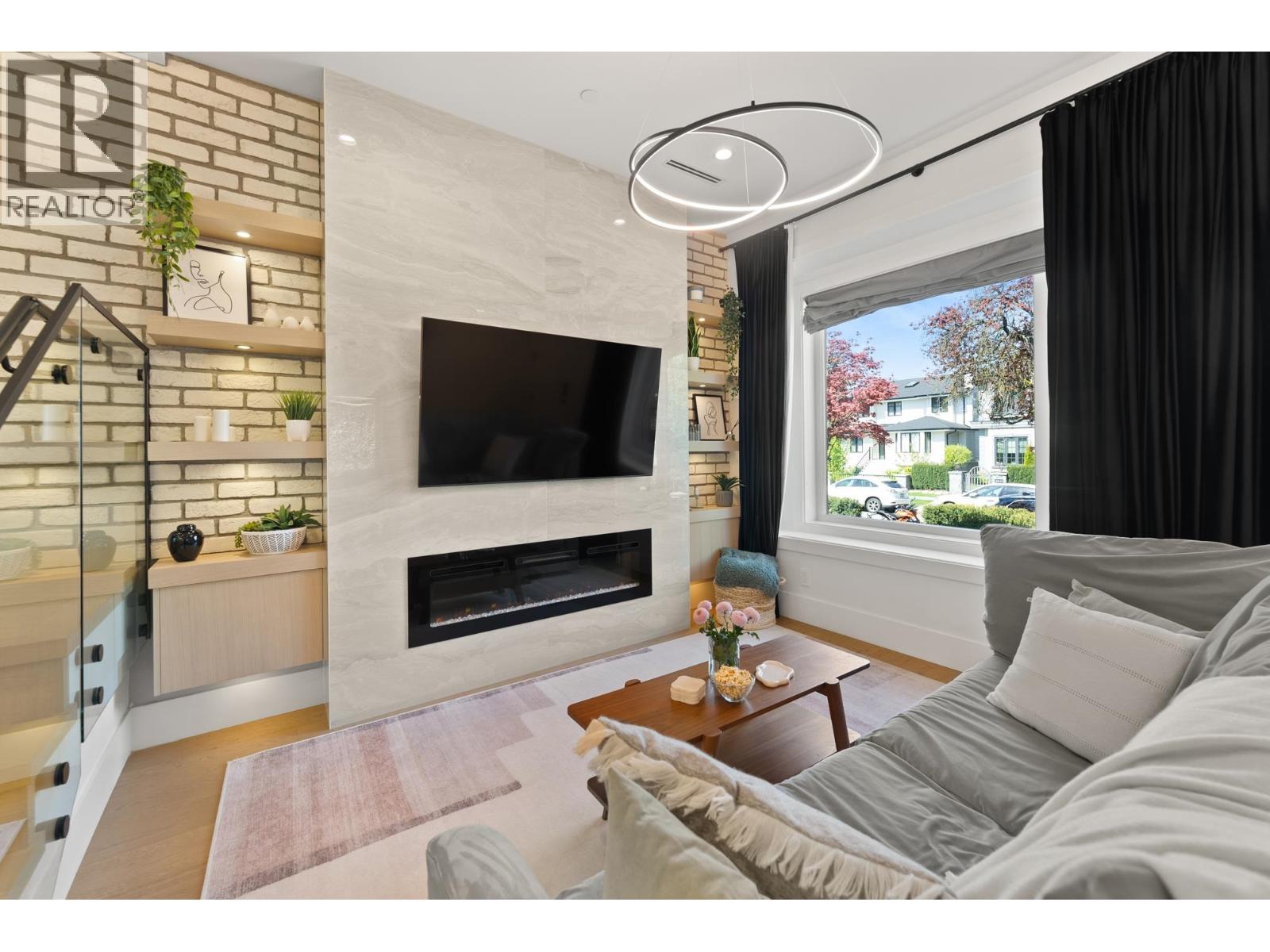 2848 W 23rd Avenue, Vancouver, British Columbia  V6L 1P3 - Photo 4 - R3112930