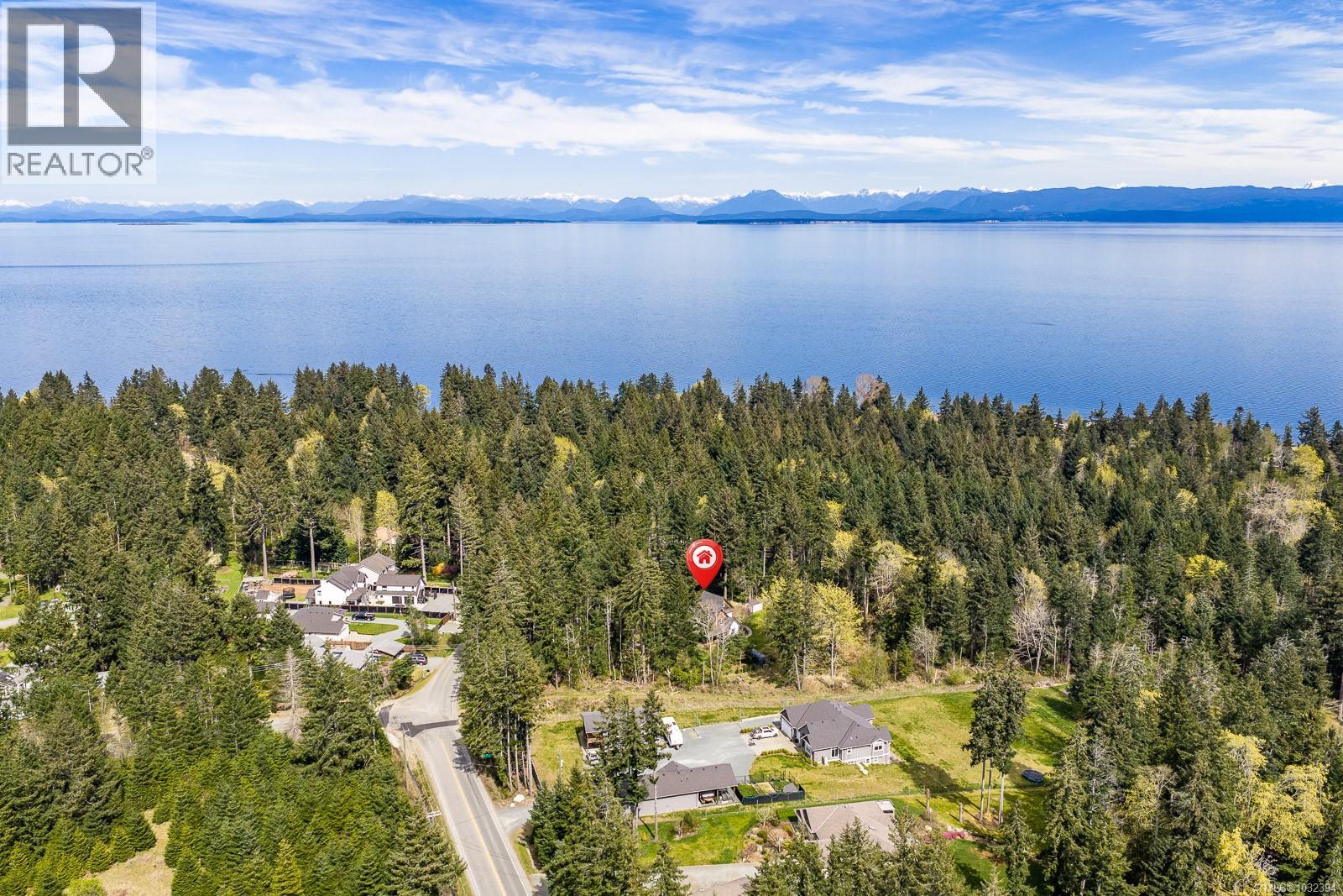 2300 Waveland Rd, Comox, British Columbia  V9J 1X4 - Photo 6 - 1032394