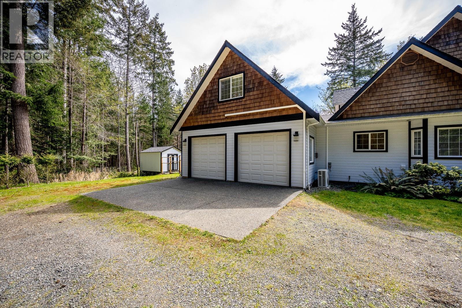 2300 Waveland Rd, Comox, British Columbia  V9J 1X4 - Photo 49 - 1032394