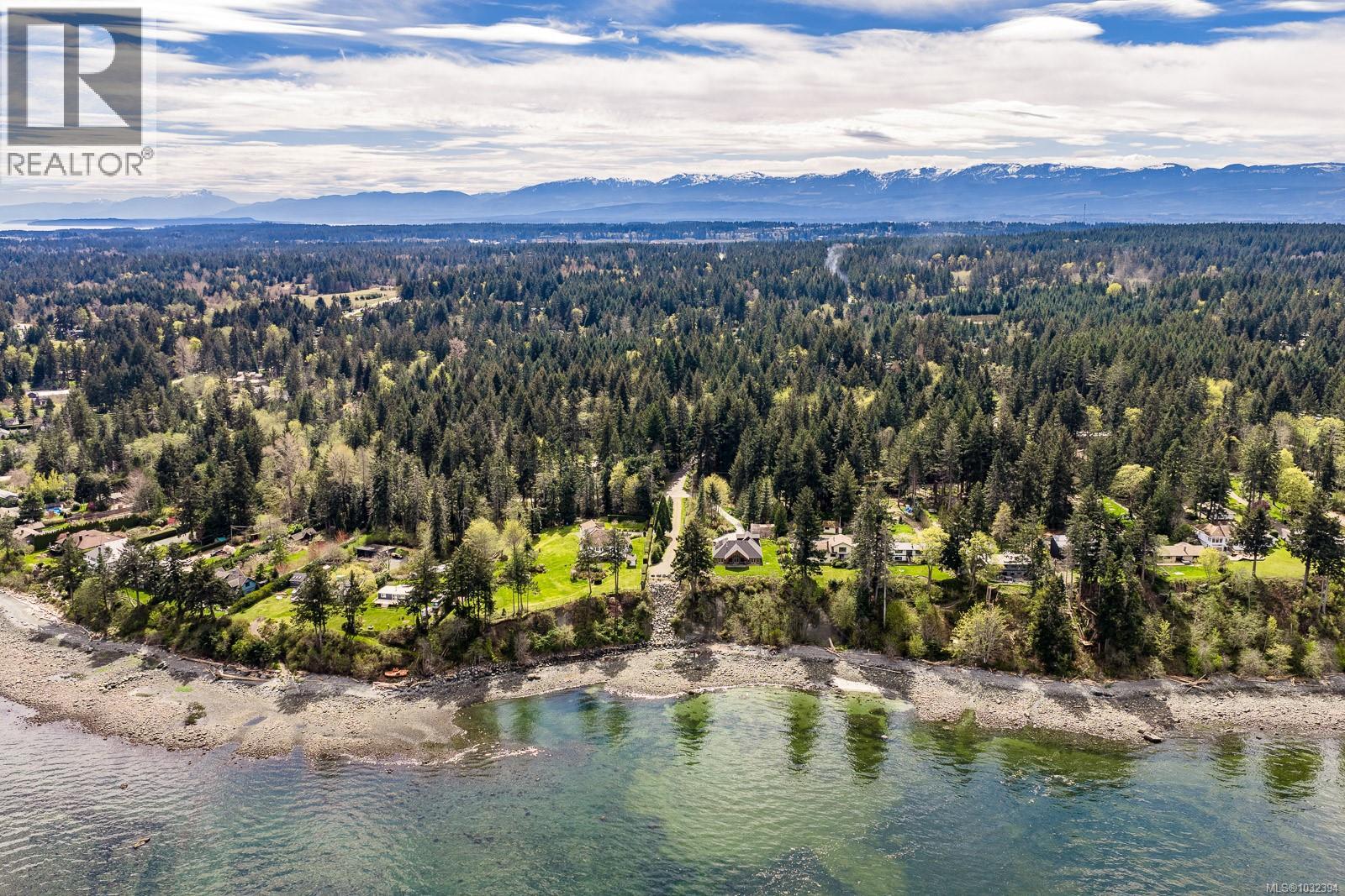 2300 Waveland Rd, Comox, British Columbia  V9J 1X4 - Photo 54 - 1032394