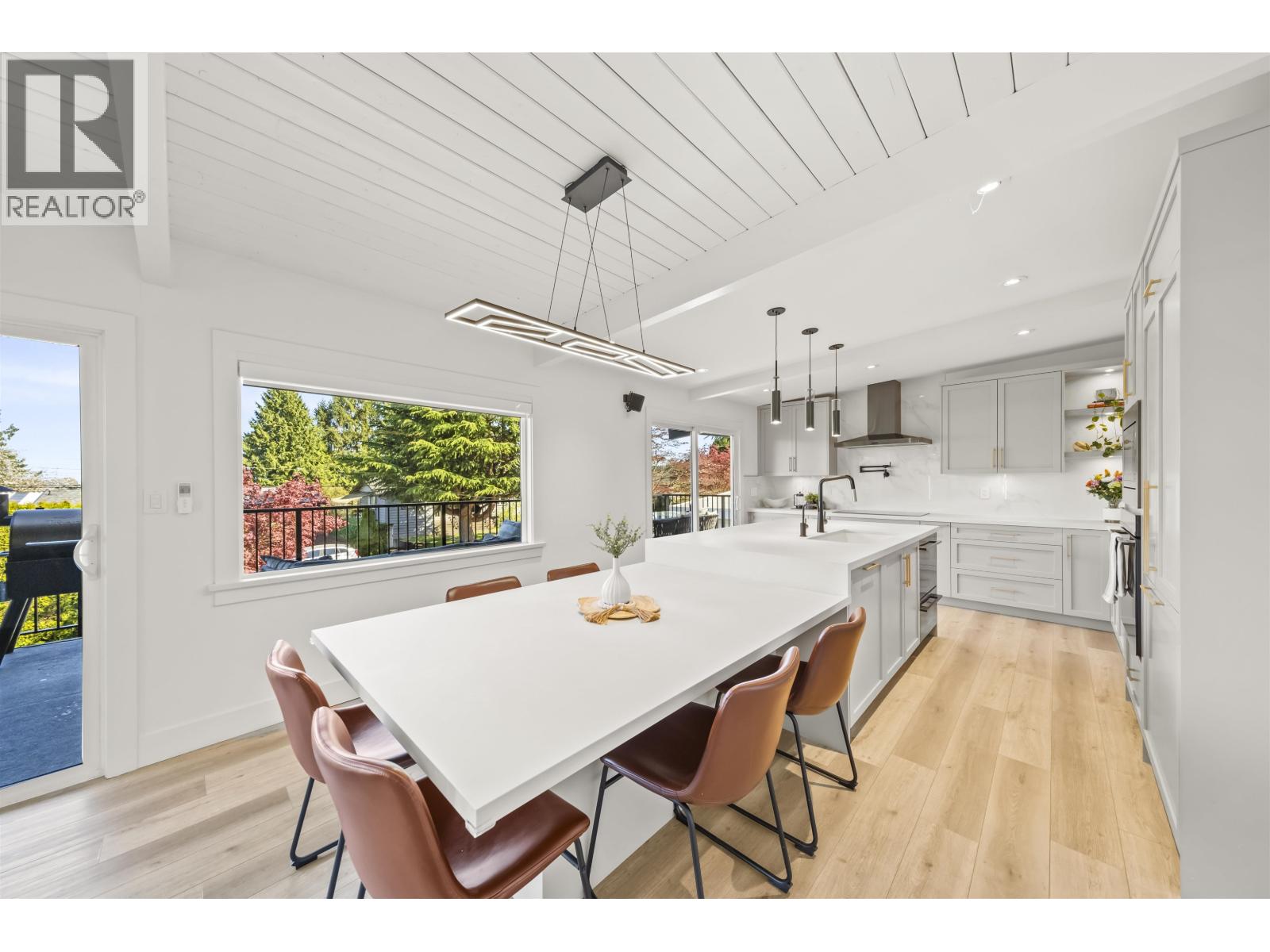 501 55a Street, Delta, British Columbia  V4M 3M2 - Photo 6 - R3112937