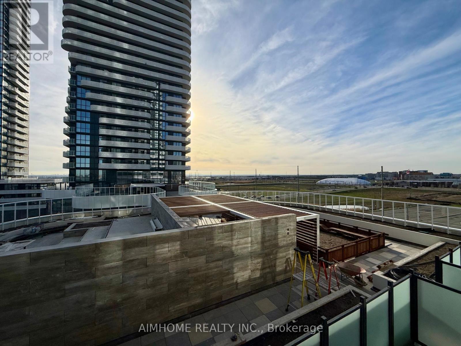 619 - 8 Interchange Way, Vaughan, Ontario  L4K 0R2 - Photo 12 - N13000686