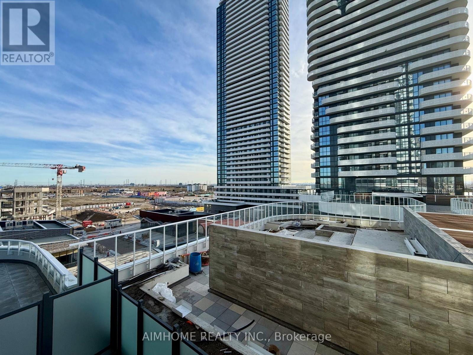 619 - 8 Interchange Way, Vaughan, Ontario  L4K 0R2 - Photo 11 - N13000686