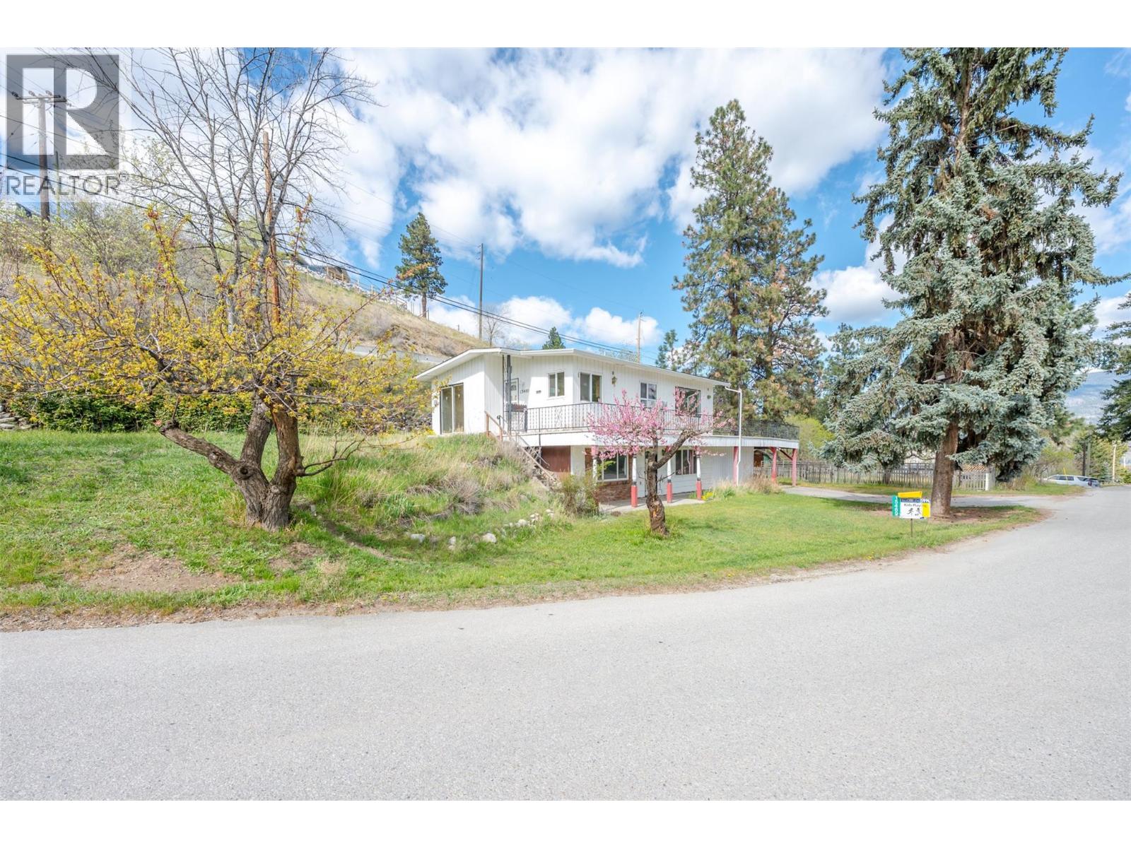 15489 Mellor Road, Summerland, British Columbia