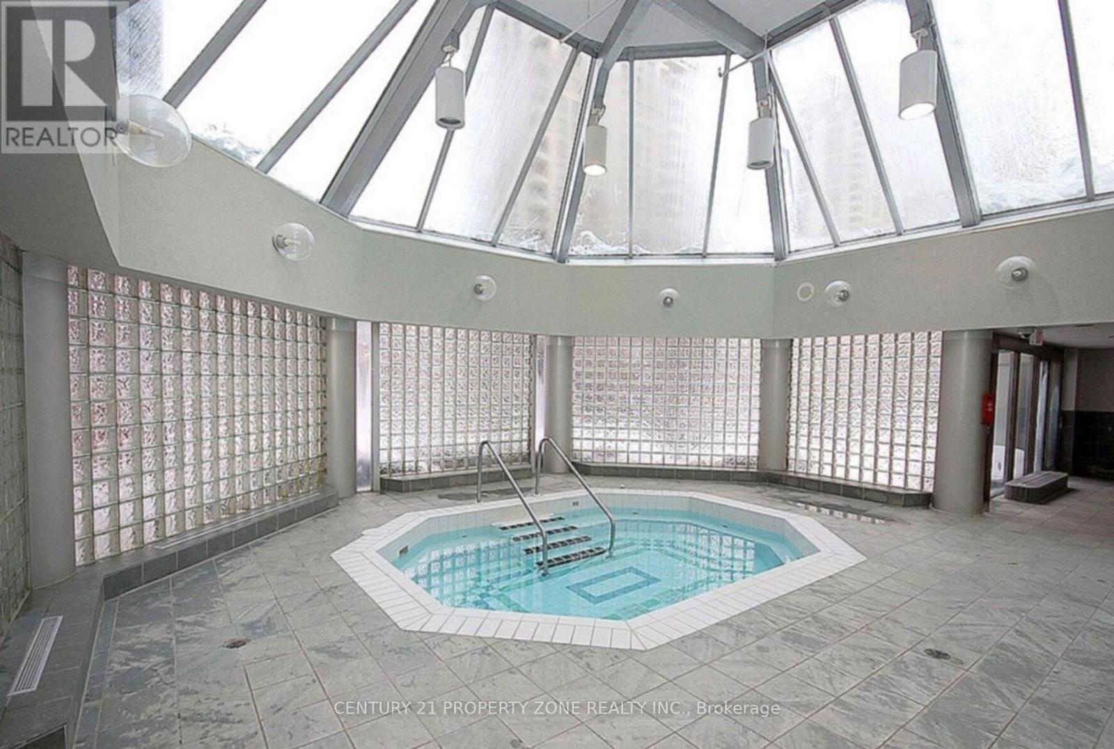 2308 - 325 Webb Drive, Mississauga, Ontario  L5B 3Z9 - Photo 26 - W13014610