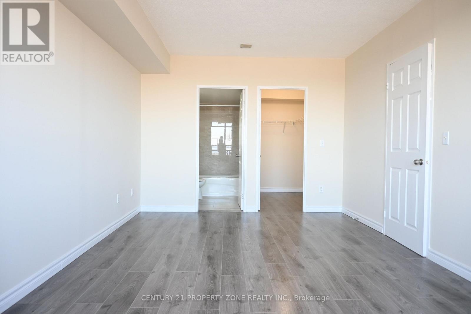 2308 - 325 Webb Drive, Mississauga, Ontario  L5B 3Z9 - Photo 12 - W13014610