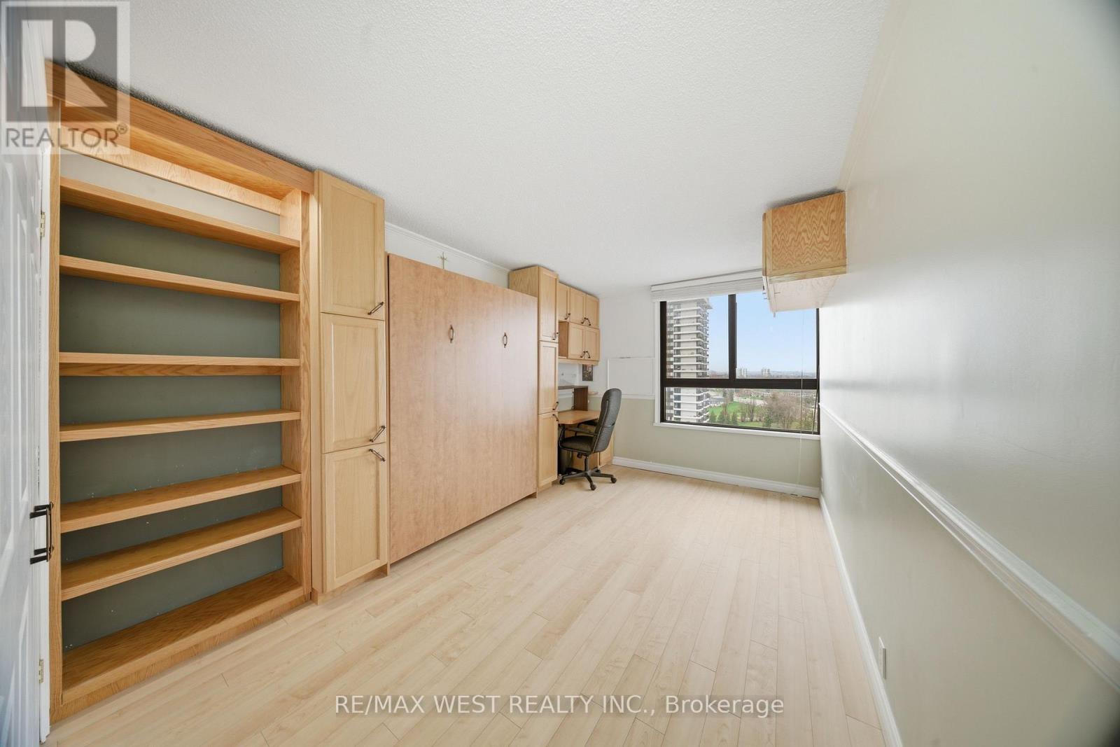 1709 - 1300 Bloor Street, Mississauga, Ontario  L4Y 3Z2 - Photo 8 - W13014828