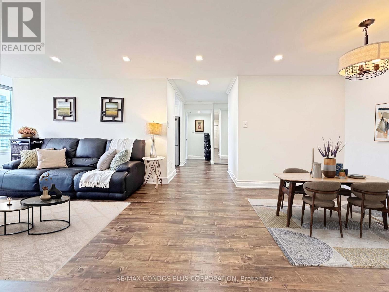 1509 - 120 Promenade Circle, Vaughan, Ontario  L4J 7W9 - Photo 4 - N13014866