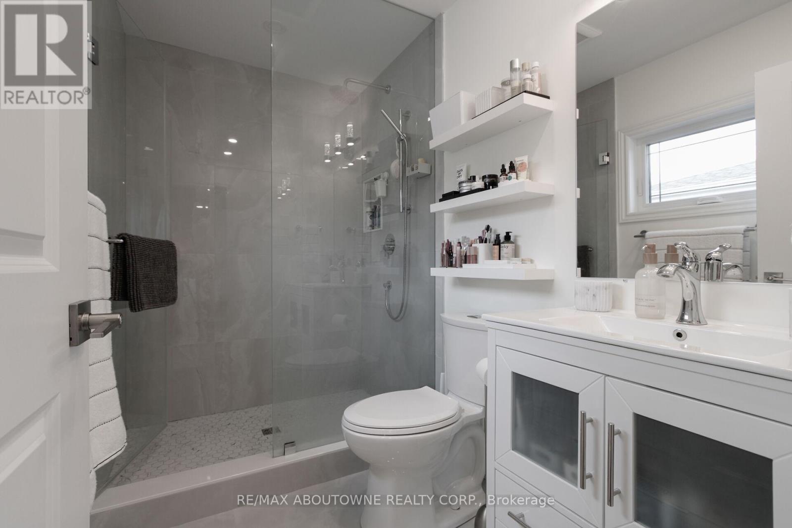 3301 Nadine Crescent, Mississauga, Ontario  L5A 3L4 - Photo 25 - W13014878