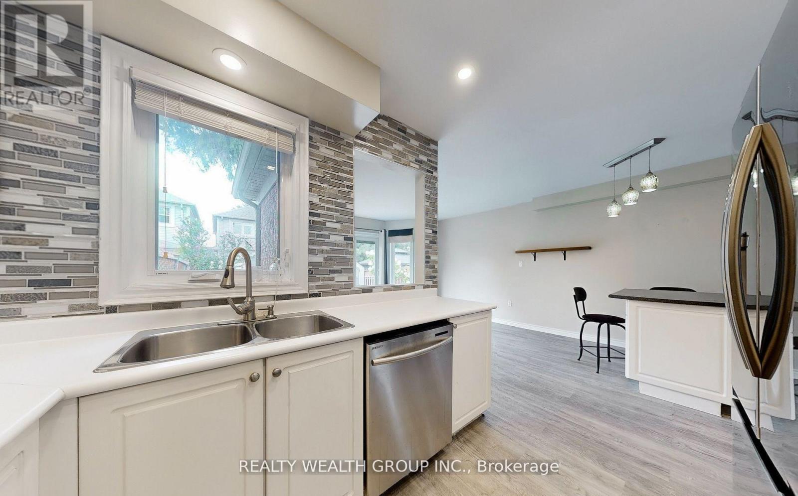 11 Birchcliffe Drive, Brampton, Ontario  L6Z 4T3 - Photo 17 - W13014882