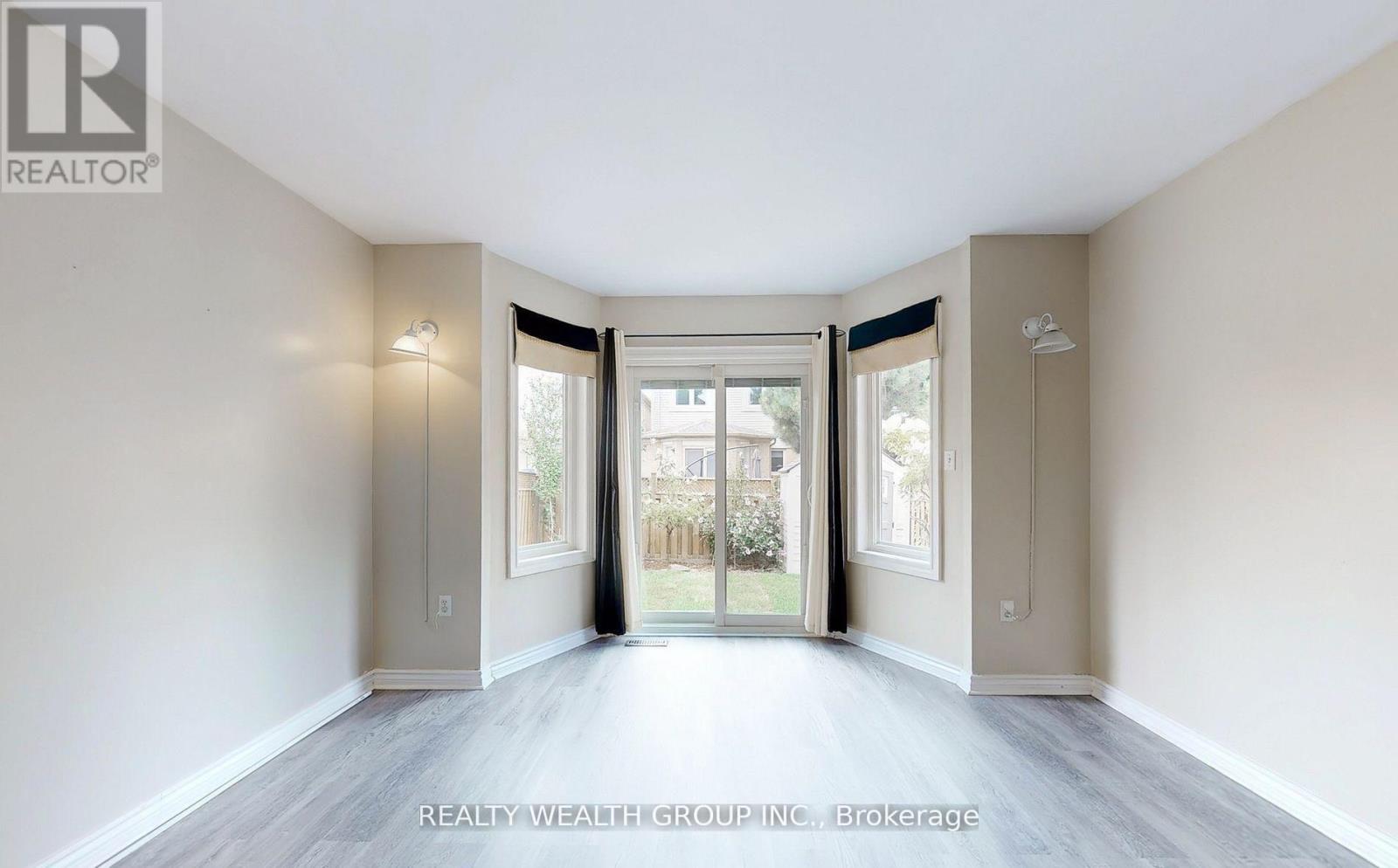 11 Birchcliffe Drive, Brampton, Ontario  L6Z 4T3 - Photo 9 - W13014882