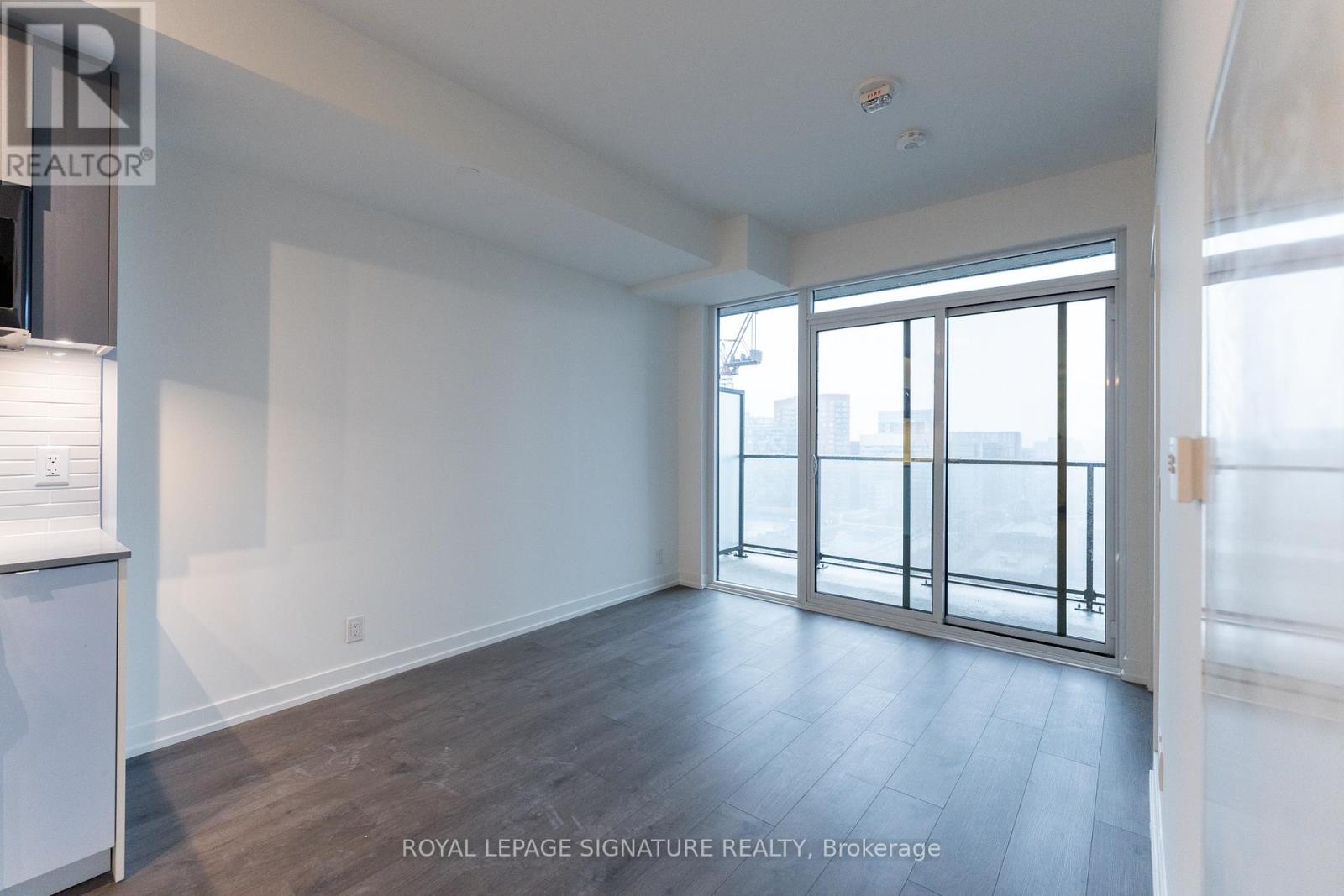 1220 - 270 Dufferin Street, Toronto, Ontario  M6K 0H8 - Photo 4 - W13014886