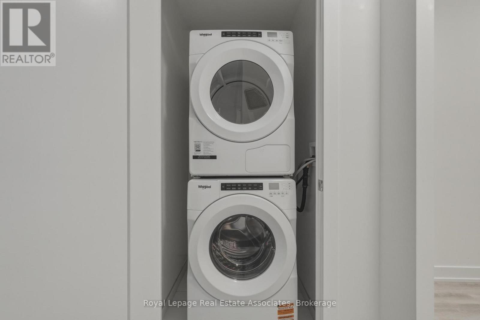 2210 - 60 Central Park Roadway, Toronto, Ontario  M9A 3K1 - Photo 12 - W13014892