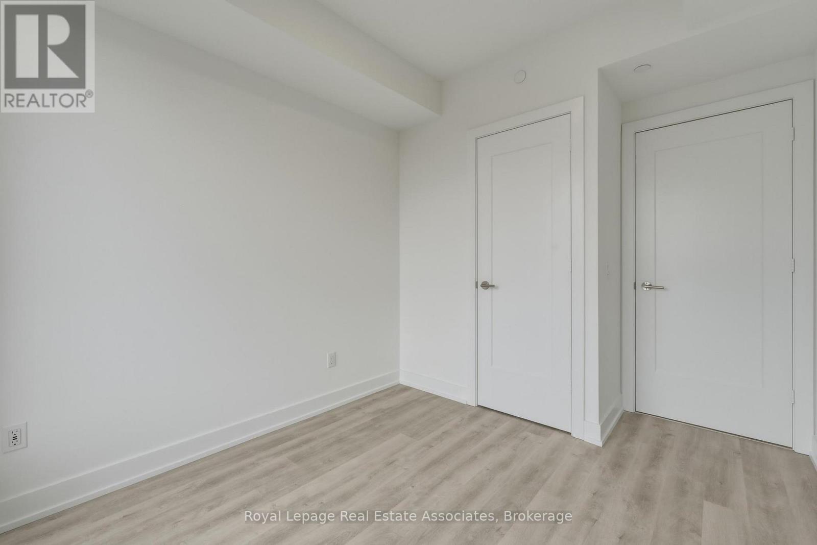 2210 - 60 Central Park Roadway, Toronto, Ontario  M9A 3K1 - Photo 14 - W13014892