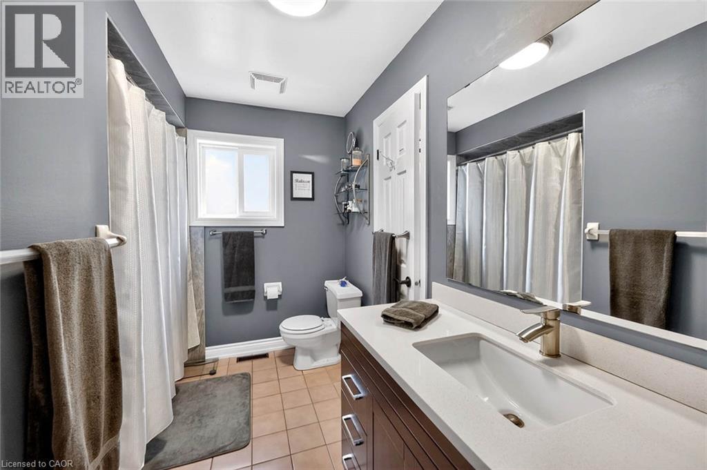 3753 Densbury Drive, Mississauga, Ontario  L5N 6Z2 - Photo 21 - 40818200