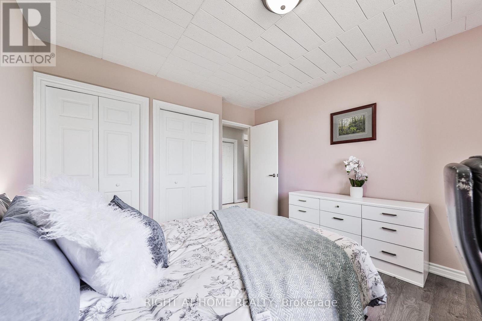 411 - 29 West Avenue W, Kitchener, Ontario  N2M 5E4 - Photo 9 - X13014890