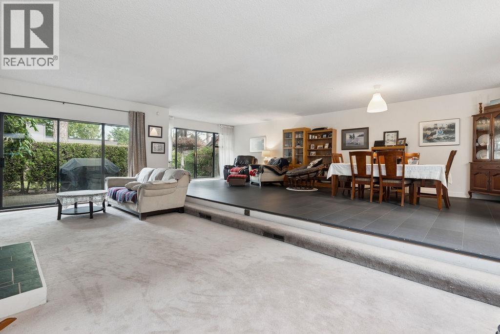 6626 Turnberry Crescent, Vancouver, British Columbia  V5X 4M8 - Photo 2 - R3088816