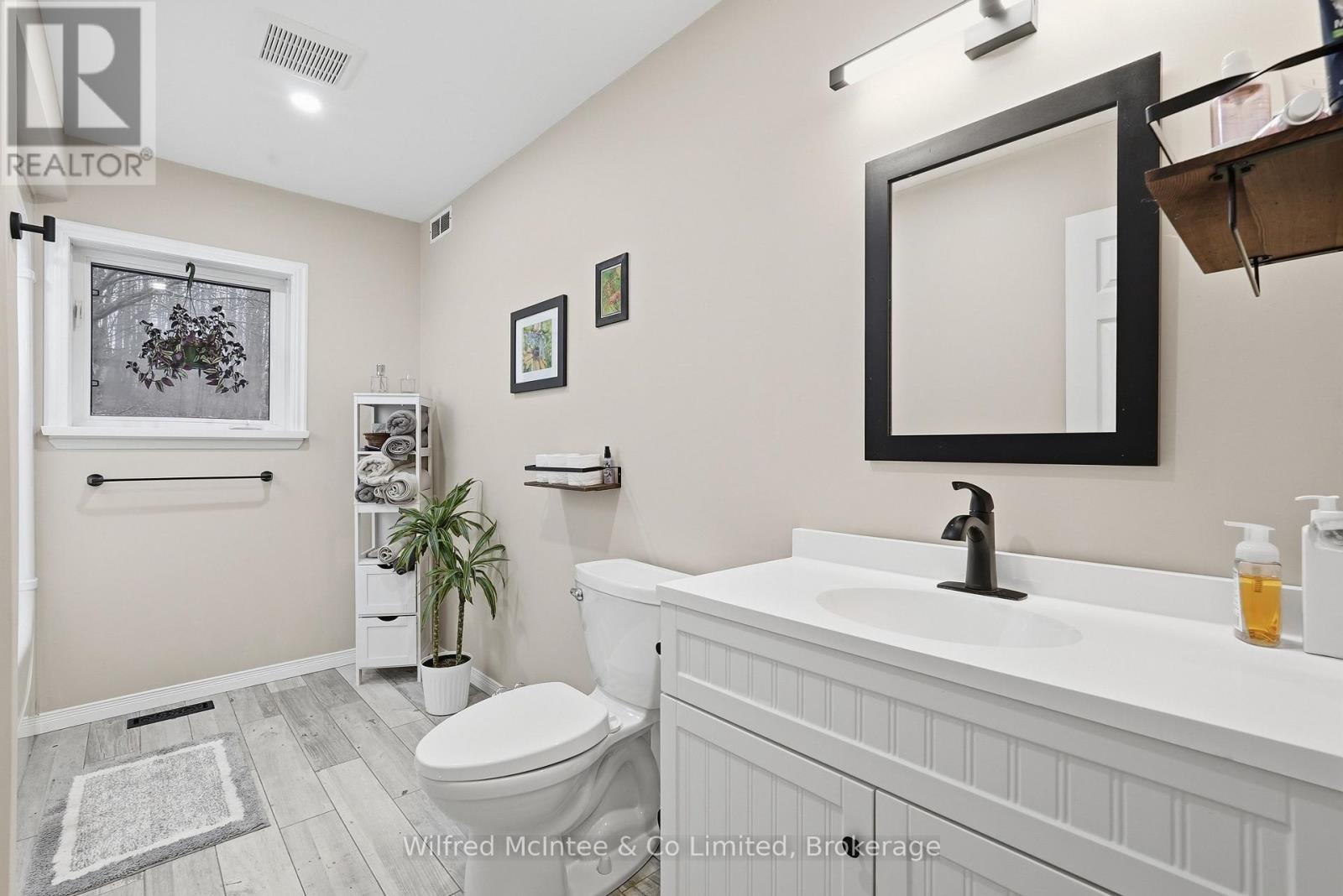 073091 10th Sideroad Sdr, West Grey, Ontario  N4N 3B8 - Photo 12 - X13013386