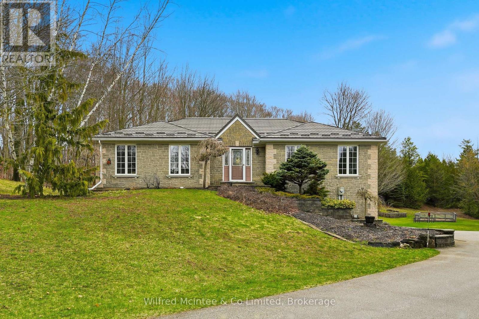 073091 10th Sideroad Sdr, West Grey, Ontario  N4N 3B8 - Photo 6 - X13013386