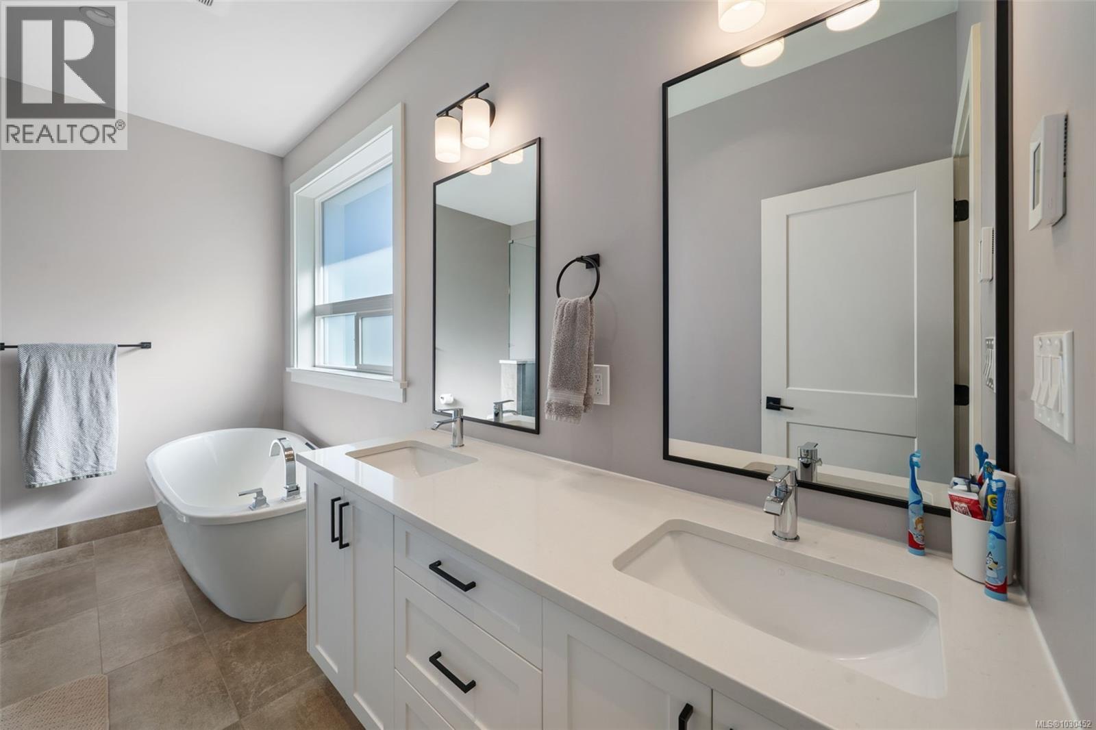 2137 Triangle Trail, Langford, British Columbia  V9C 0M4 - Photo 12 - 1030452