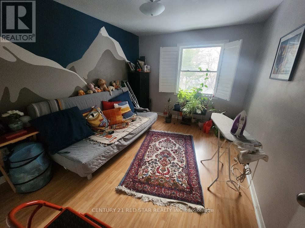 266 Simonston Boulevard, Markham, Ontario  L3T 4T5 - Photo 10 - N12902596