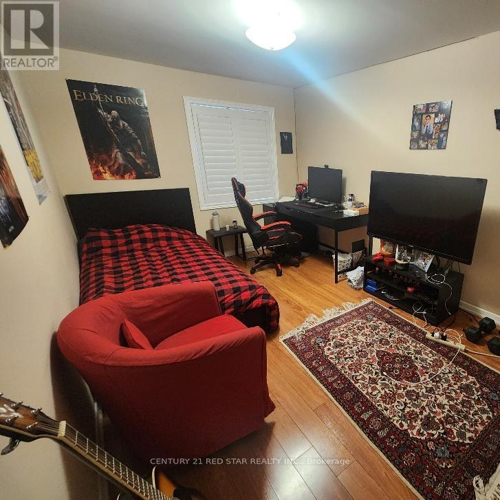 266 Simonston Boulevard, Markham, Ontario  L3T 4T5 - Photo 11 - N12902596