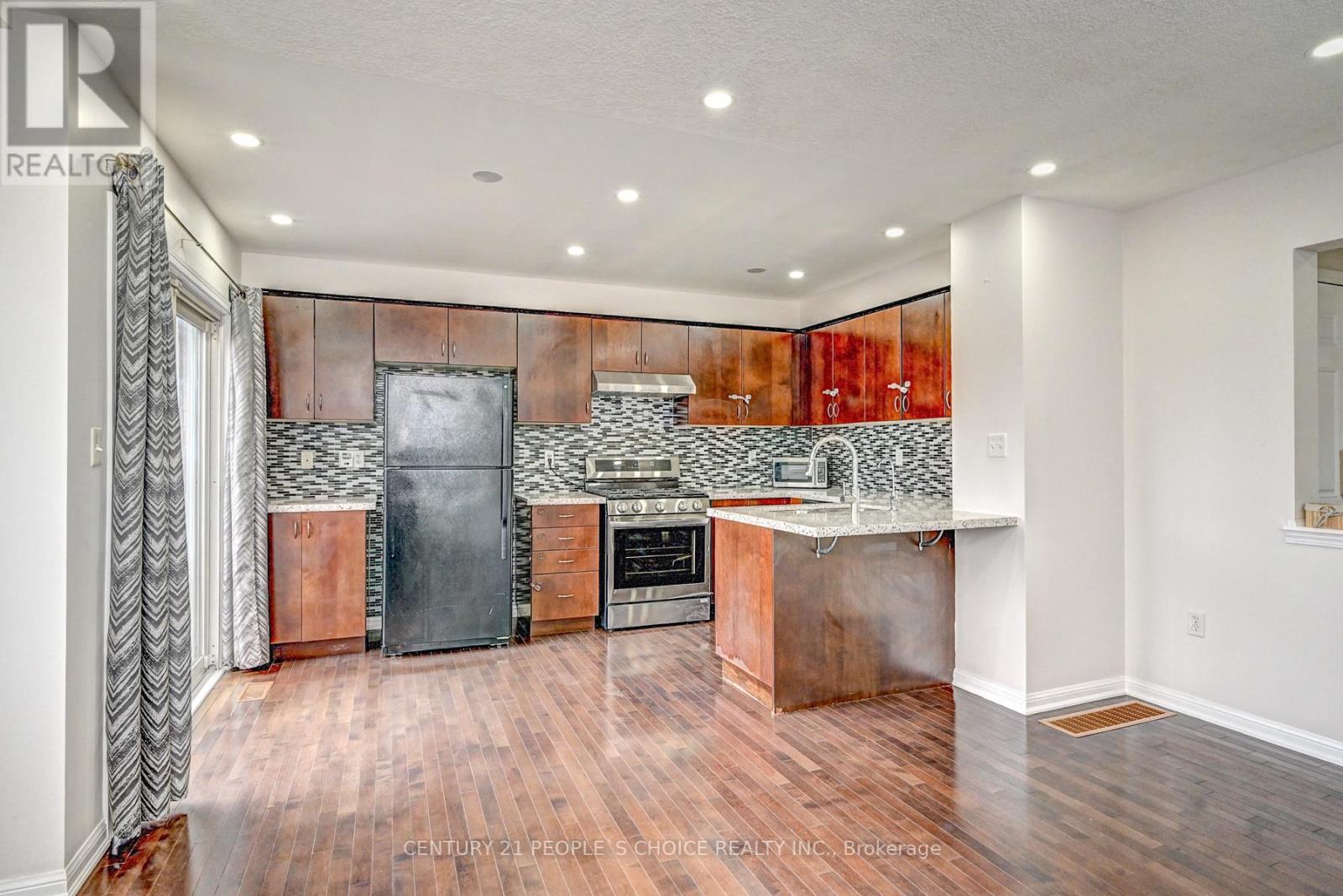 2 - 71 Garth Massey Drive, Cambridge, Ontario  N1T 2G8 - Photo 9 - X13011422