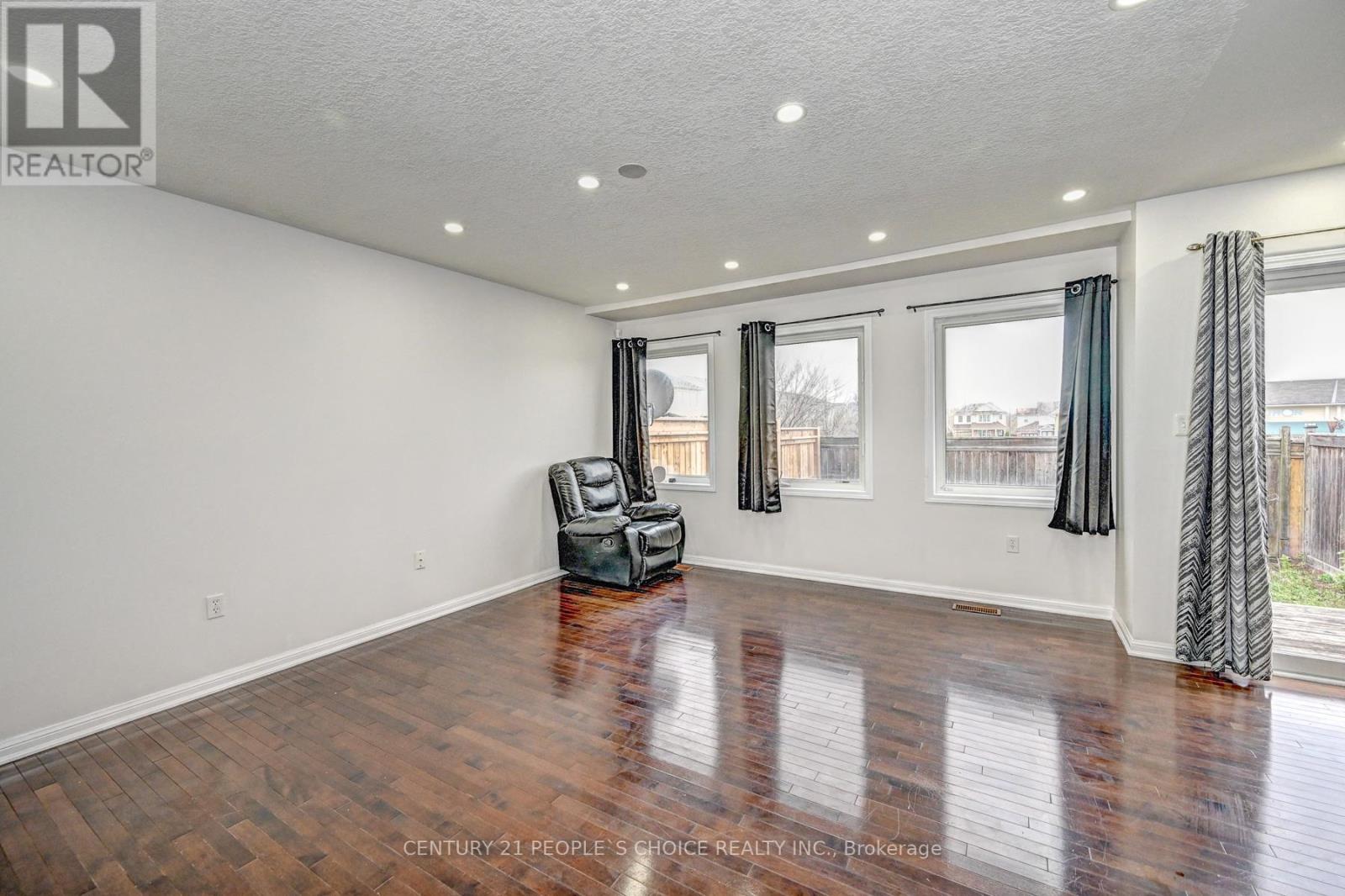 2 - 71 Garth Massey Drive, Cambridge, Ontario  N1T 2G8 - Photo 10 - X13011422